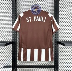 Alternative view of FC St. Pauli 2025/26 Domicile