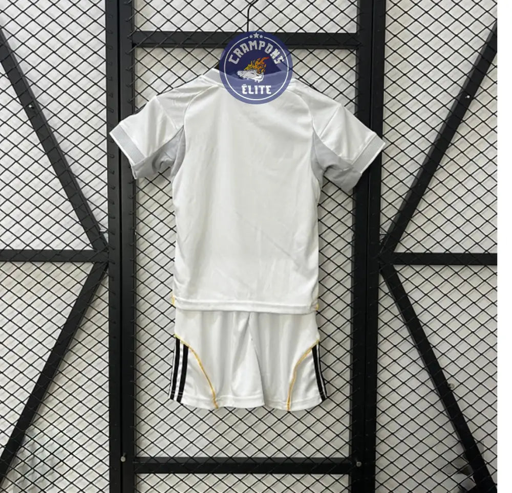 Kits Enfants Real Madrid 2025/26 Domicile – Image 2