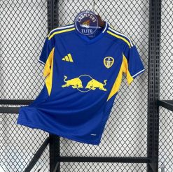 Leeds 2025/26 Extérieur