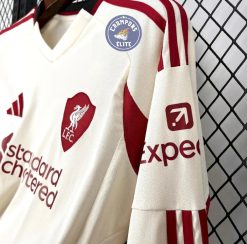 Alternative view of Liverpool 2025/26 Extérieur à manches longues