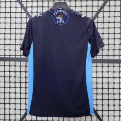 Alternative view of OM 2025/26 Extérieur