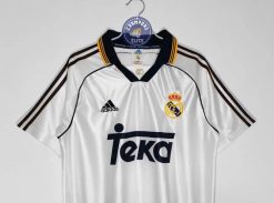 Alternative view of Real Madrid 1999/00 Domicile