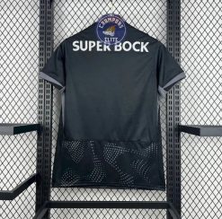 Alternative view of Sporting 2025/26 Extérieur